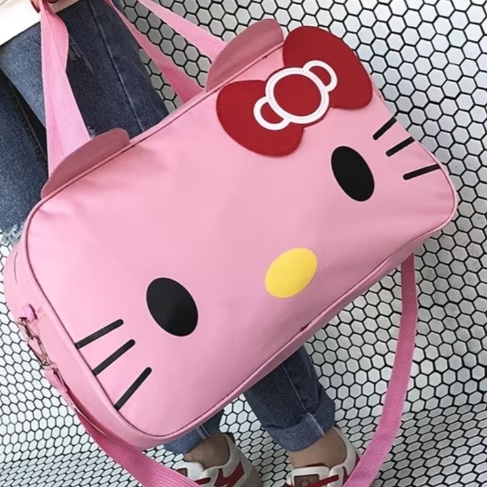HELLO KITTY TRAVEL CROSSBODY WEEKENDESanrio NEW Hello Kitty Pink Nylon DuffleBag - Picture 3 of 3